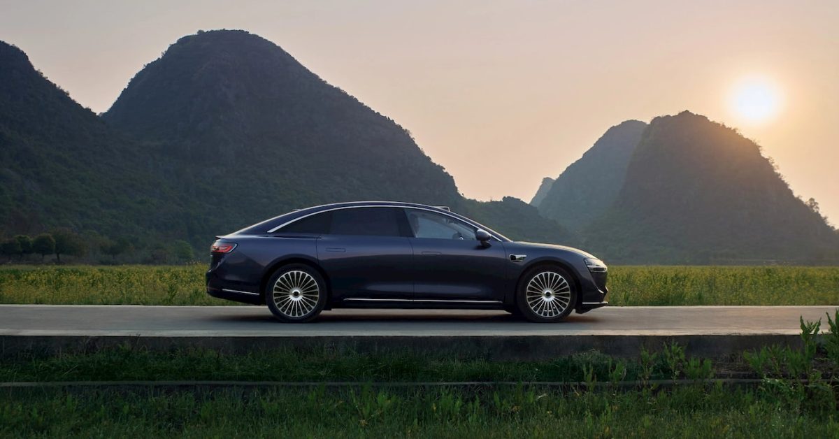 Sodium-ion EV battery breakthrough delivers 11-min charging and 450 km range